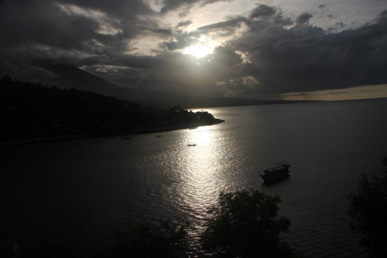 Mango 5 Hotel Amed  Bagian luar foto