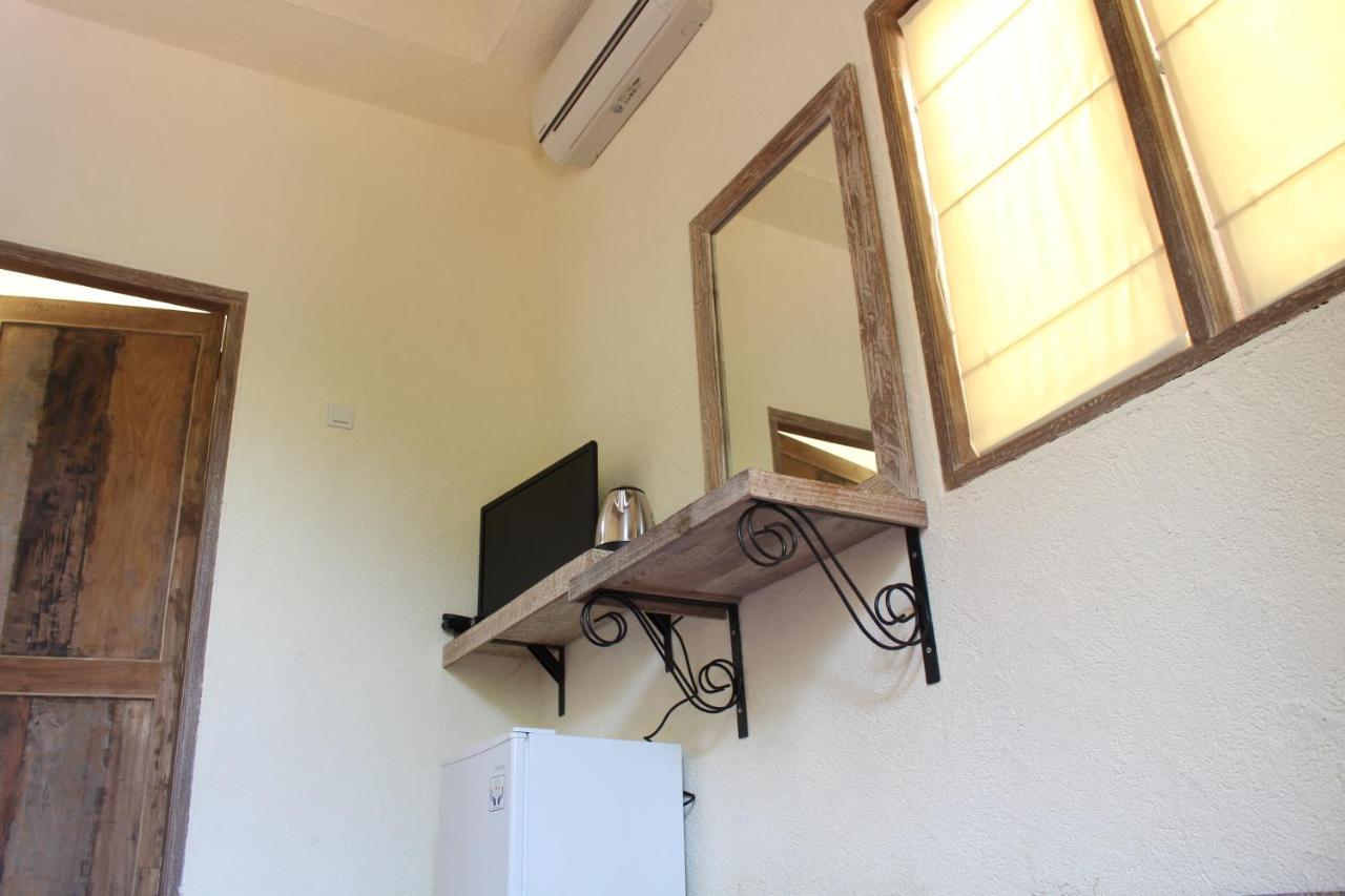 Mango 5 Hotel Amed  Bagian luar foto